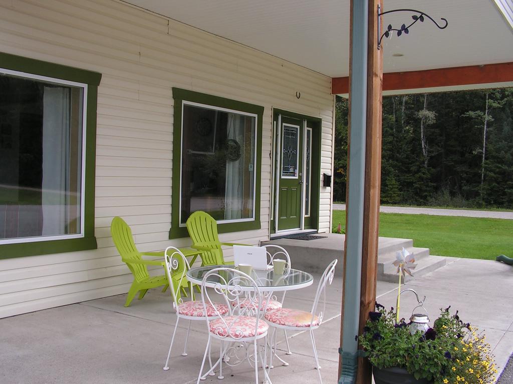 Bell Mountain Motel Mcbride Extérieur photo
