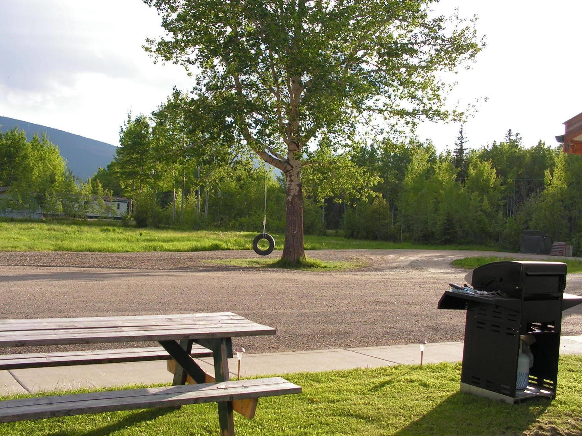 Bell Mountain Motel Mcbride Extérieur photo