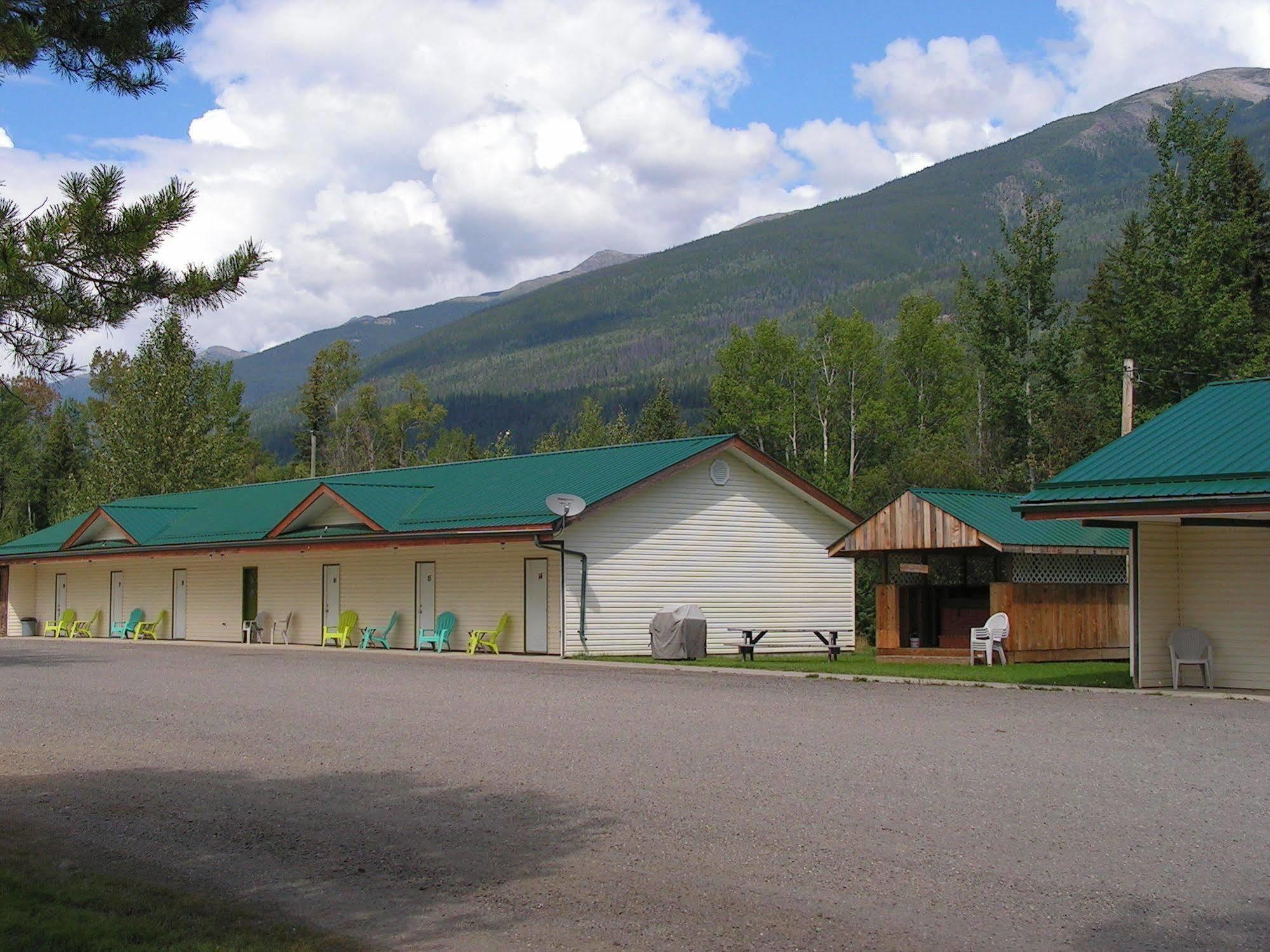 Bell Mountain Motel Mcbride Extérieur photo